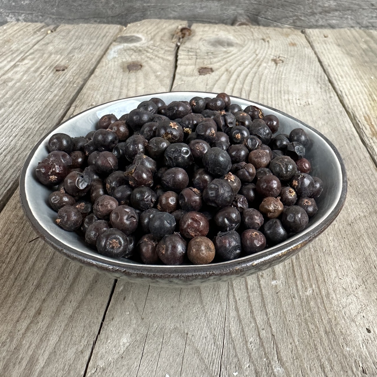 Räucherfrucht Wacholderbeeren